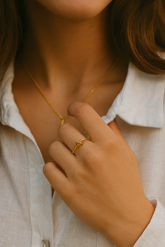 Knotty Ring