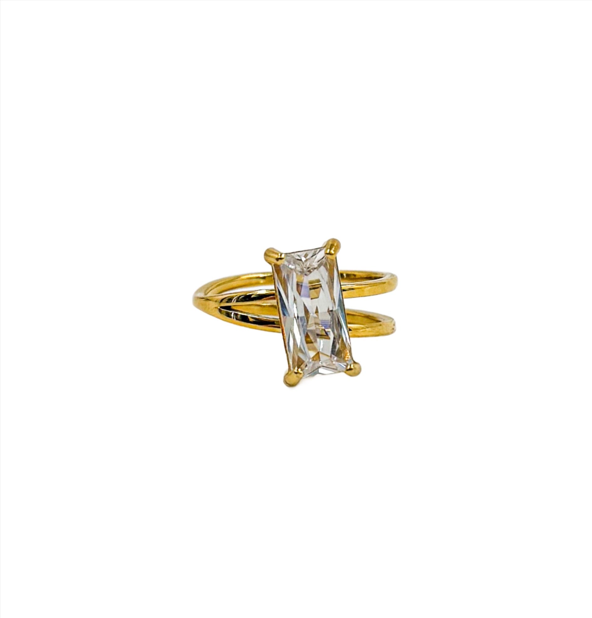 large cubic rectangle crystal on gold band