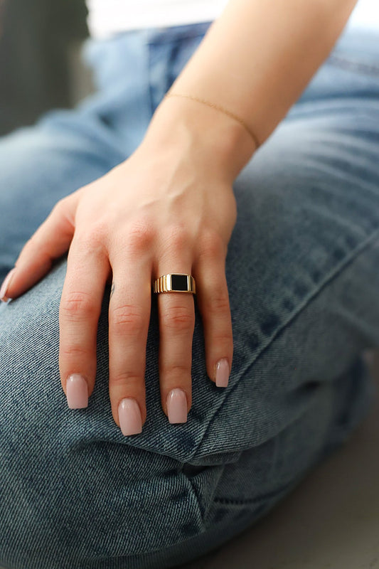 Midnight Ring