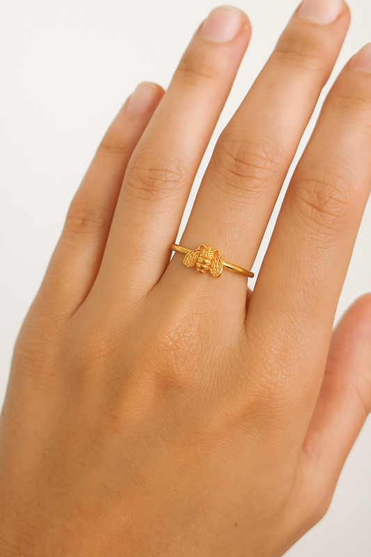 Honey Bee Ring